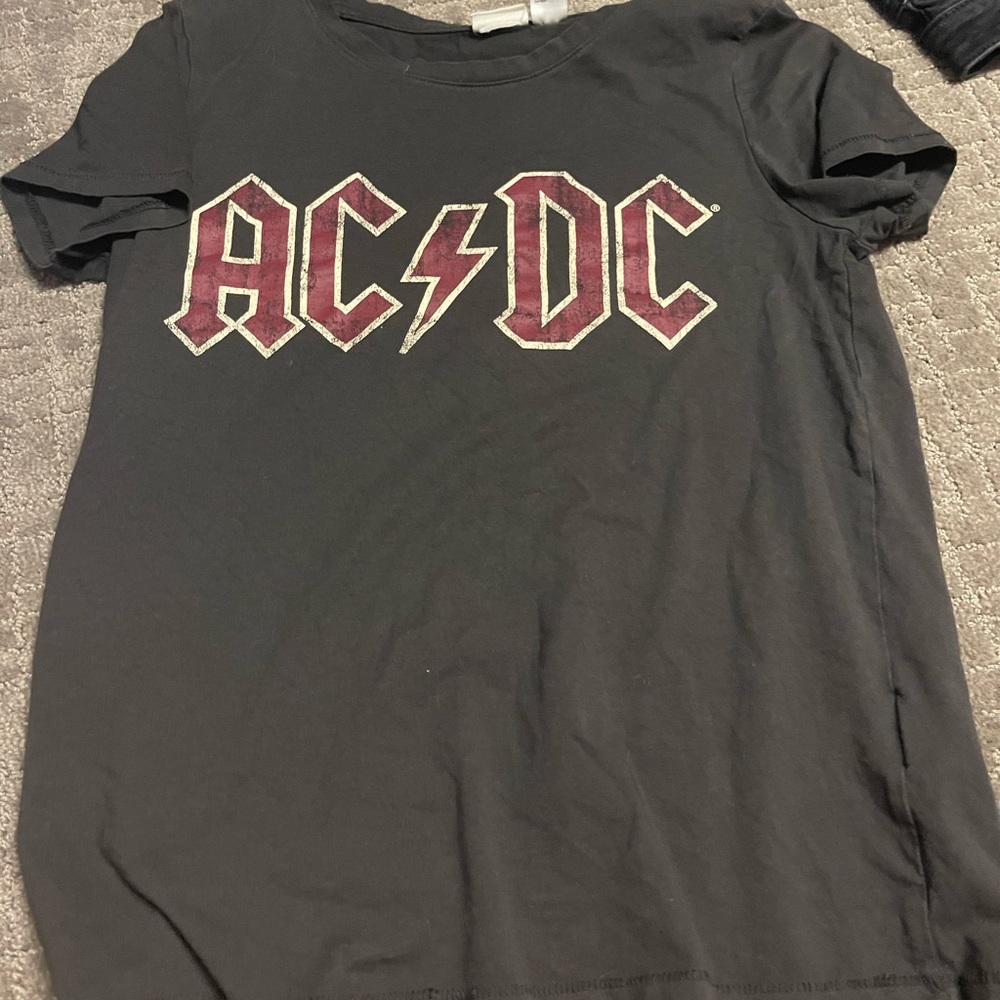acdc shirt.  fits like a medium